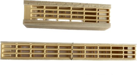 Universal Queen Cage